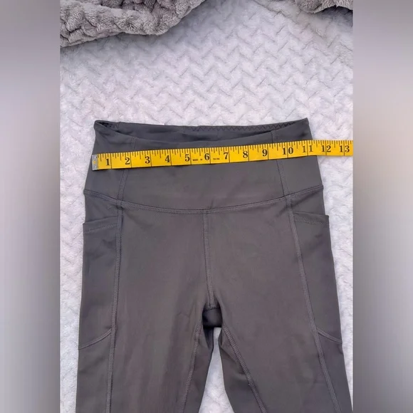 Victoria's Secret Sport Essential Pocket Leggings Lux NWT Neutral Earth Tone - Picture 6 of 7